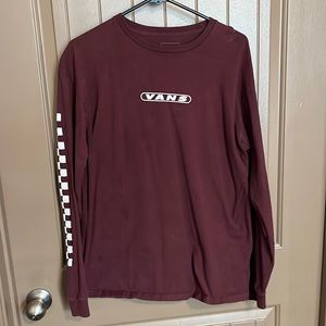 Vans Long Sleeve Tee. Size: L